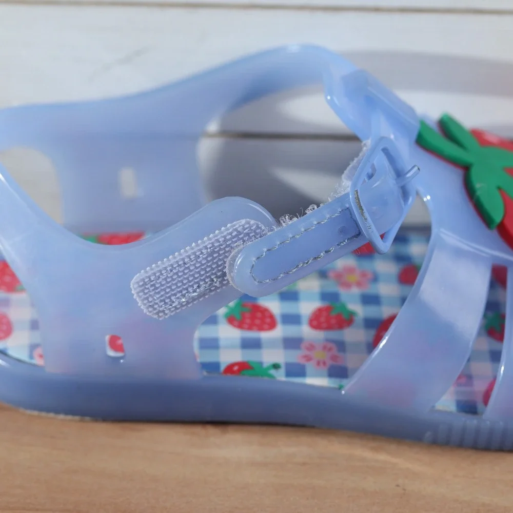 Happily Grey Kids Blue Strawberry Jelly Sandals Gingham Print Size 8 USA HX-1831